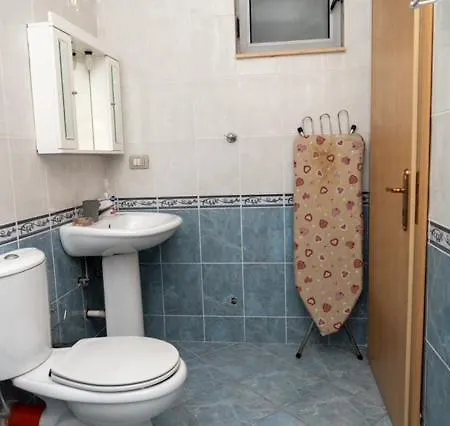 Vaip House Tirane Kashar